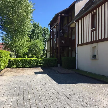 Ferienhaus 2 Pieces A Avec Piscine Deauville
