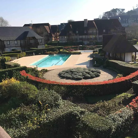 Ferienhaus 2 Pieces A Avec Piscine *